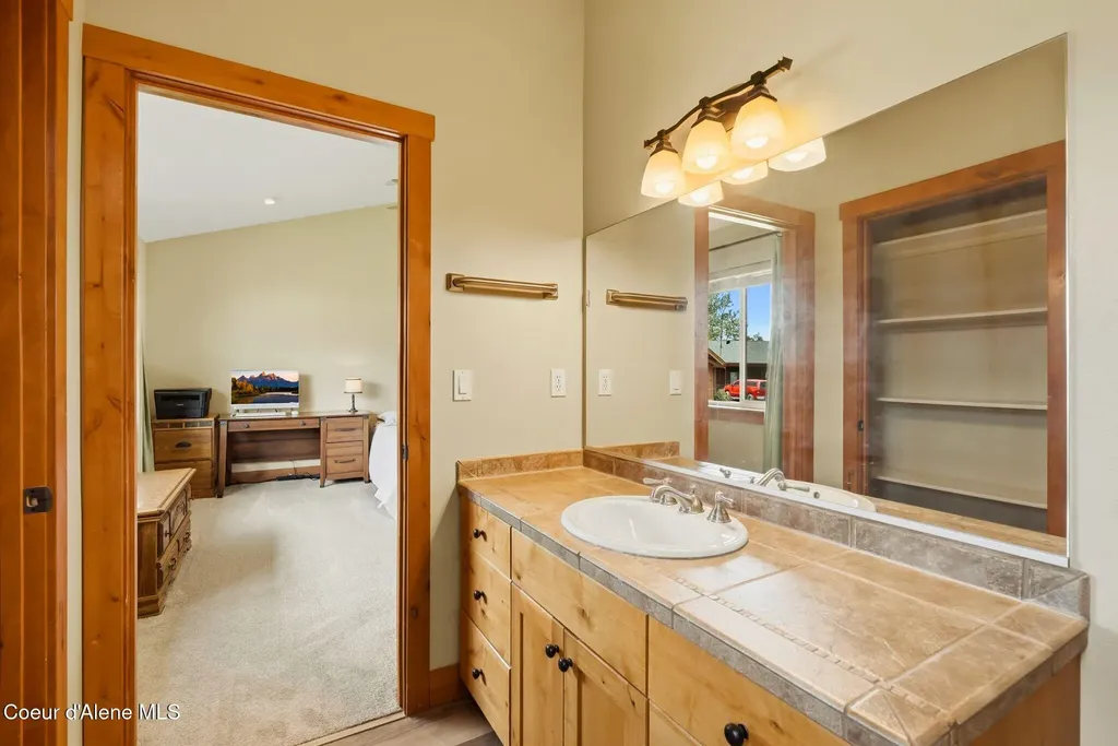 521 Stoneridge Road Blanchard ID 83804