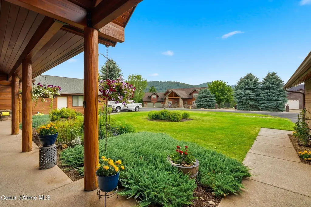 521 Stoneridge Road Blanchard ID 83804