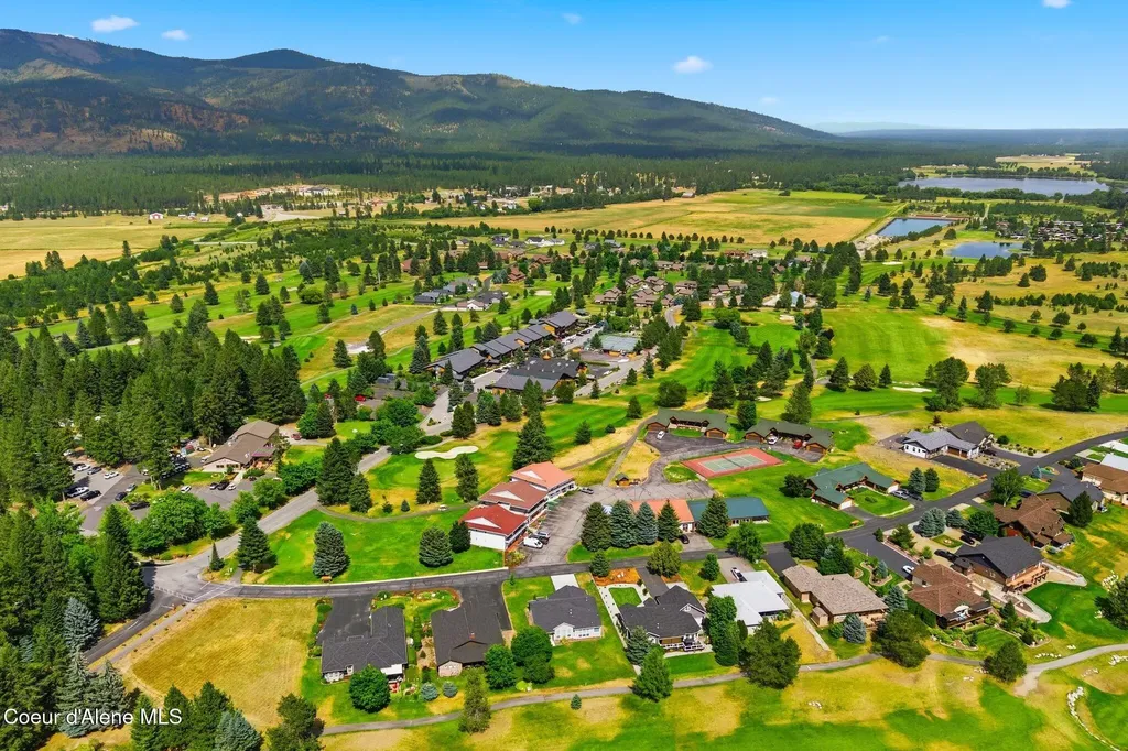 521 Stoneridge Road Blanchard ID 83804