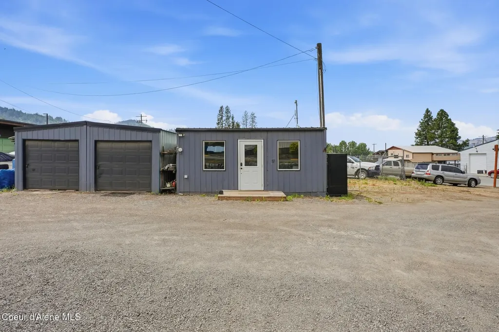 134 N 10th Street St. Maries ID 83861