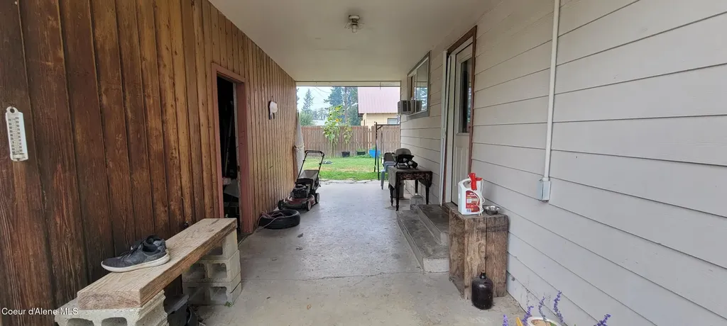 6625 Jackson Street Bonners Ferry ID 83805