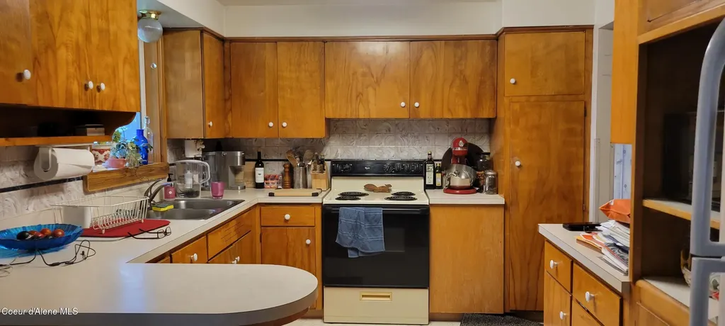6625 Jackson Street Bonners Ferry ID 83805