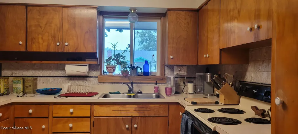 6625 Jackson Street Bonners Ferry ID 83805