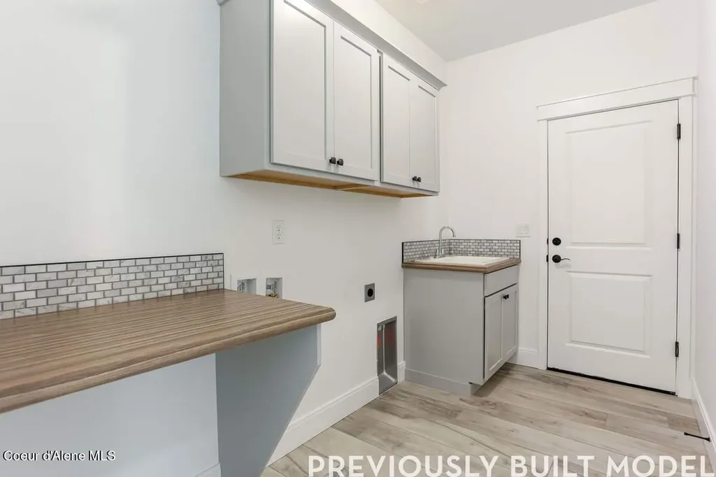27174 N Dawson Loop Athol ID 83801