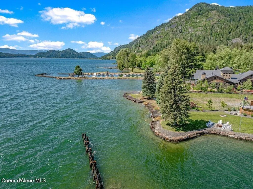 171 Country Road Hope ID 83836
