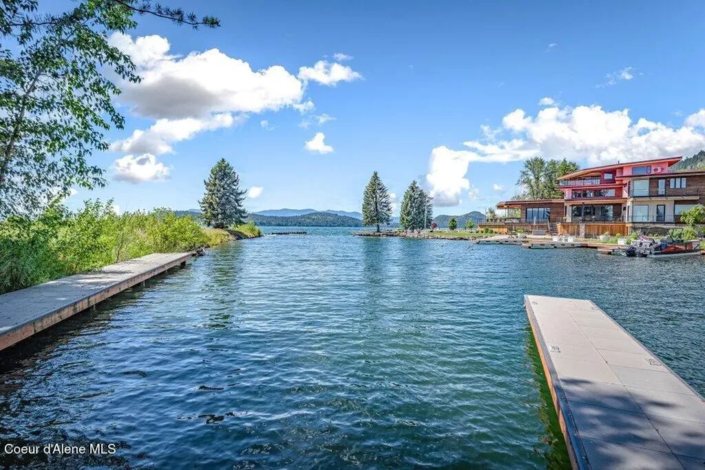 171 Country Road Hope ID 83836