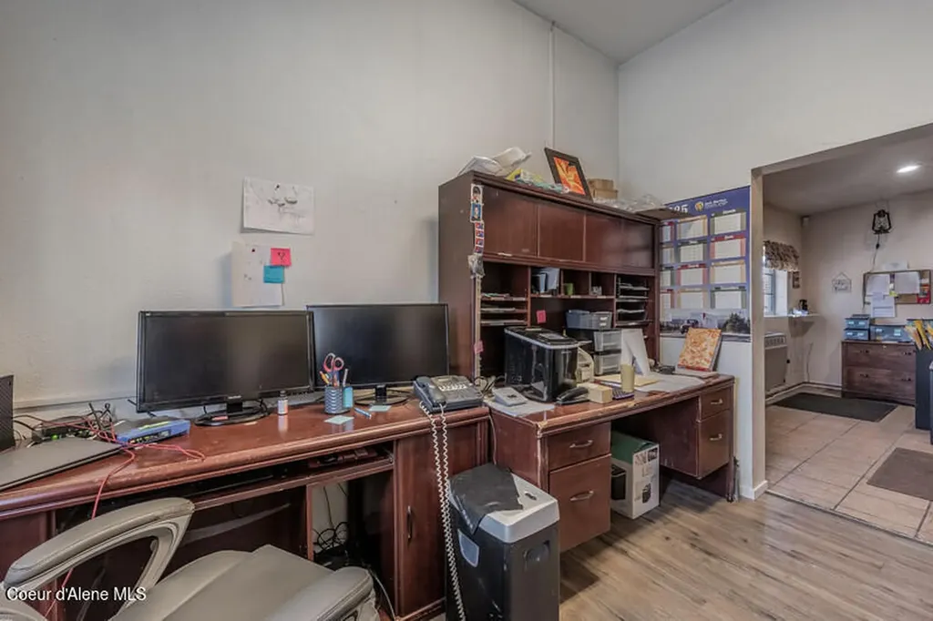 6250 E Menser Avenue Athol ID 83801