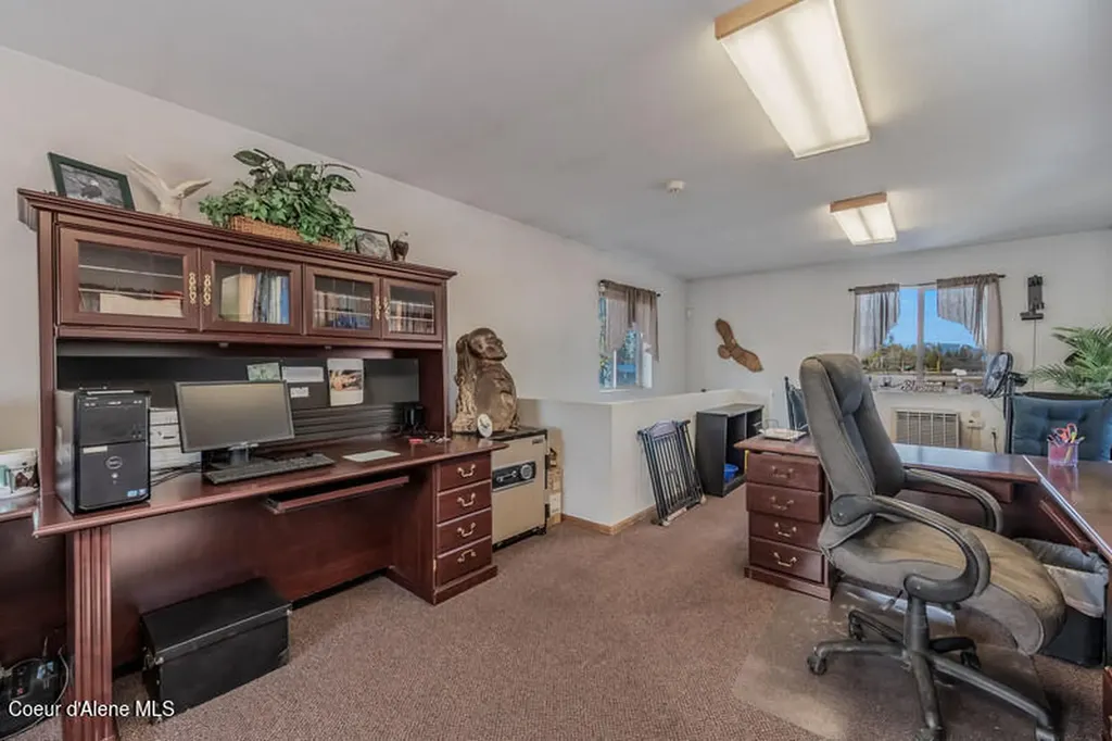 6250 E Menser Avenue Athol ID 83801