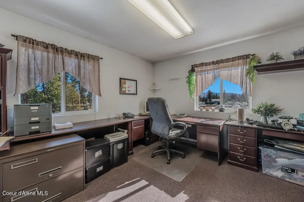 6250 E Menser Avenue Athol ID 83801