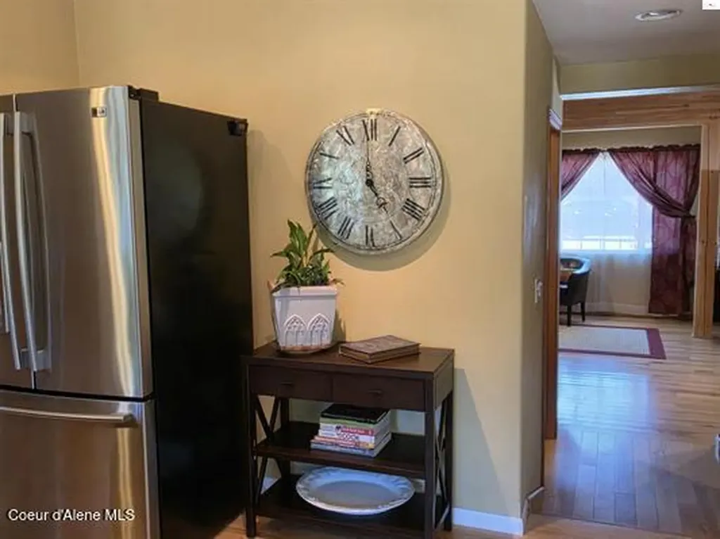 1599 Samuels Road Sandpoint ID 83864