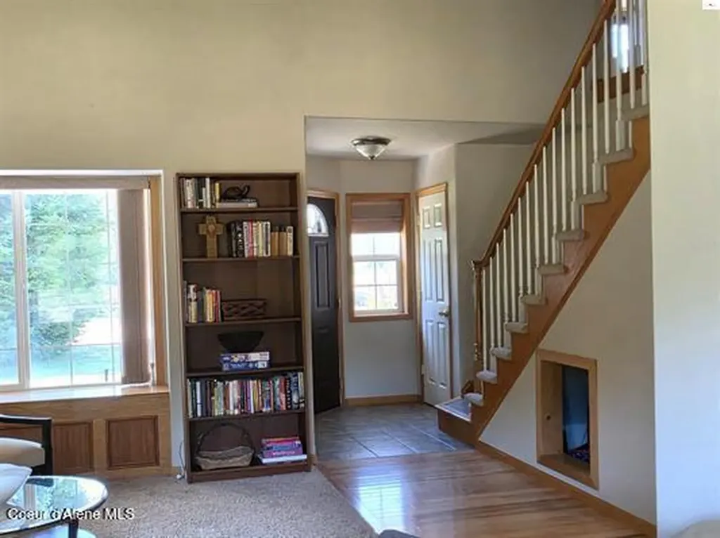 1599 Samuels Road Sandpoint ID 83864