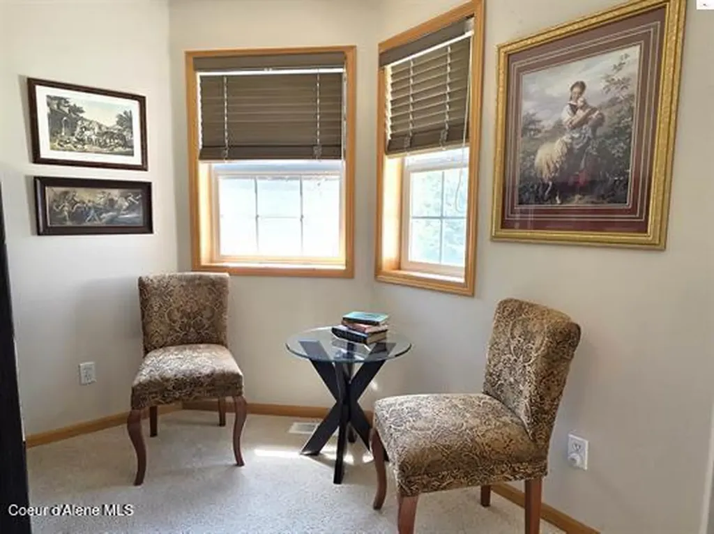 1599 Samuels Road Sandpoint ID 83864