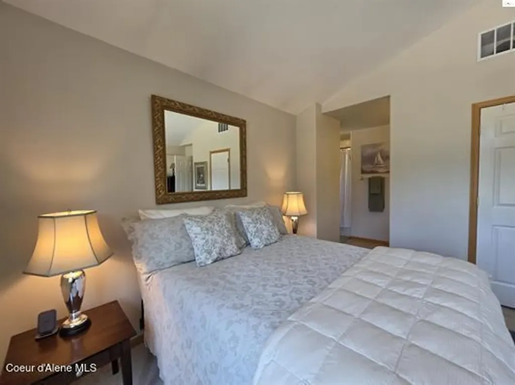 1599 Samuels Road Sandpoint ID 83864