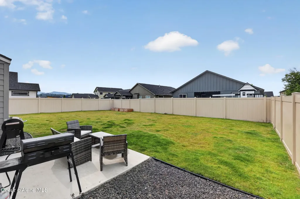 13816 N Apex Way Hayden ID 83835