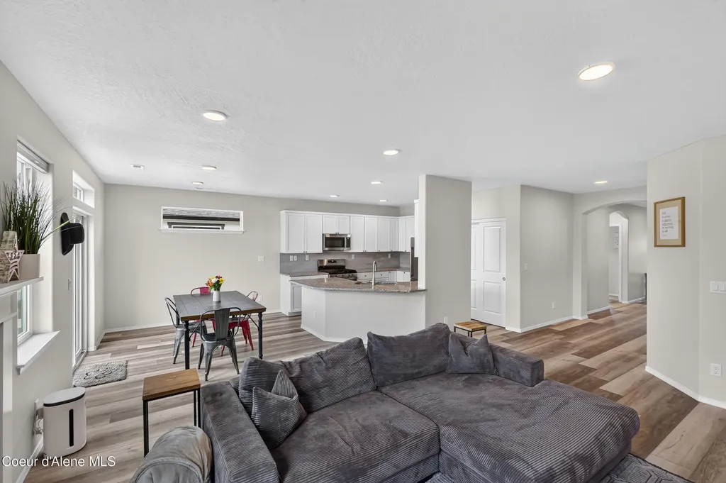13816 N Apex Way Hayden ID 83835