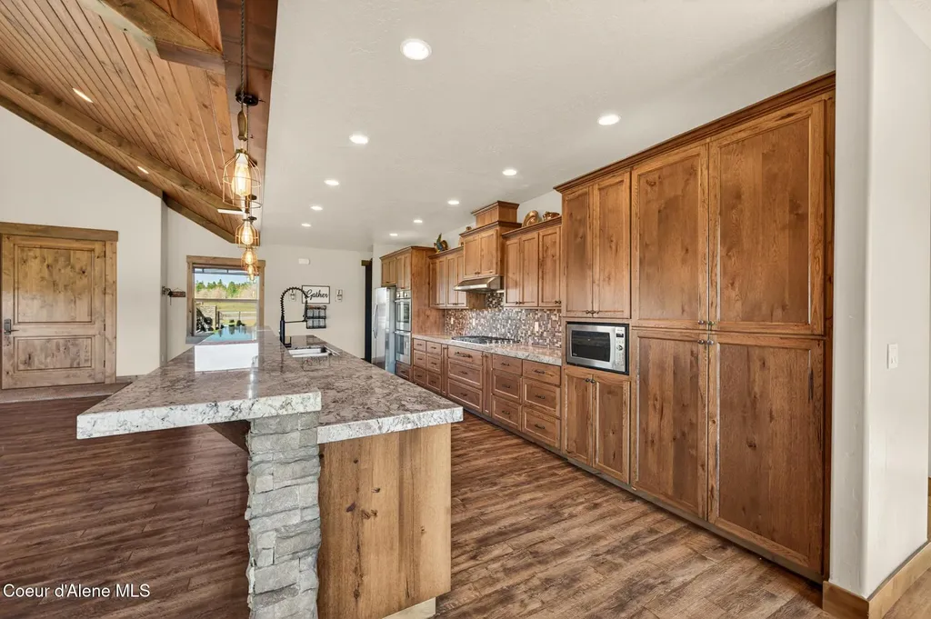 3358 E Leebowe Court Hayden ID 83835