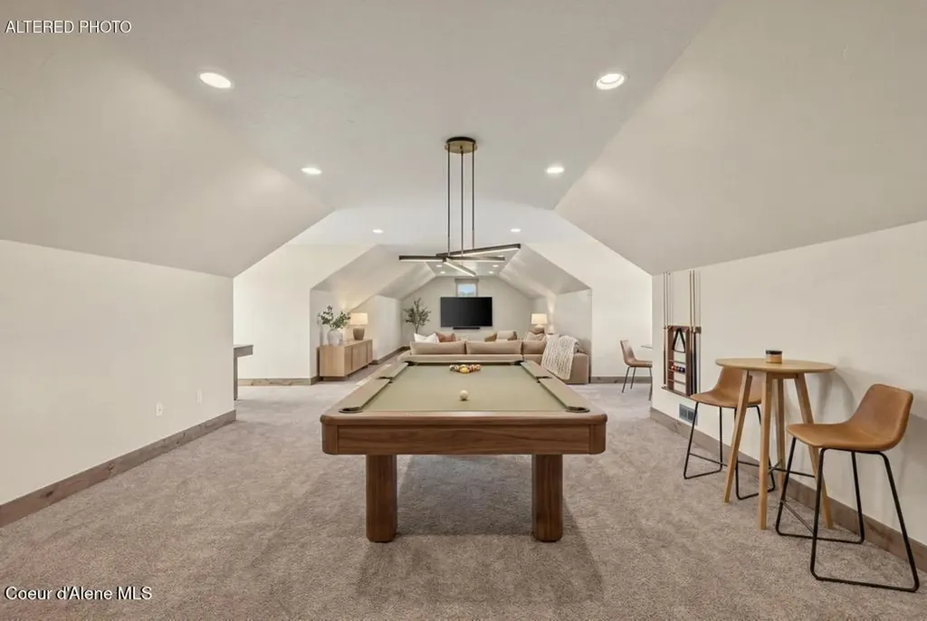 3358 E Leebowe Court Hayden ID 83835