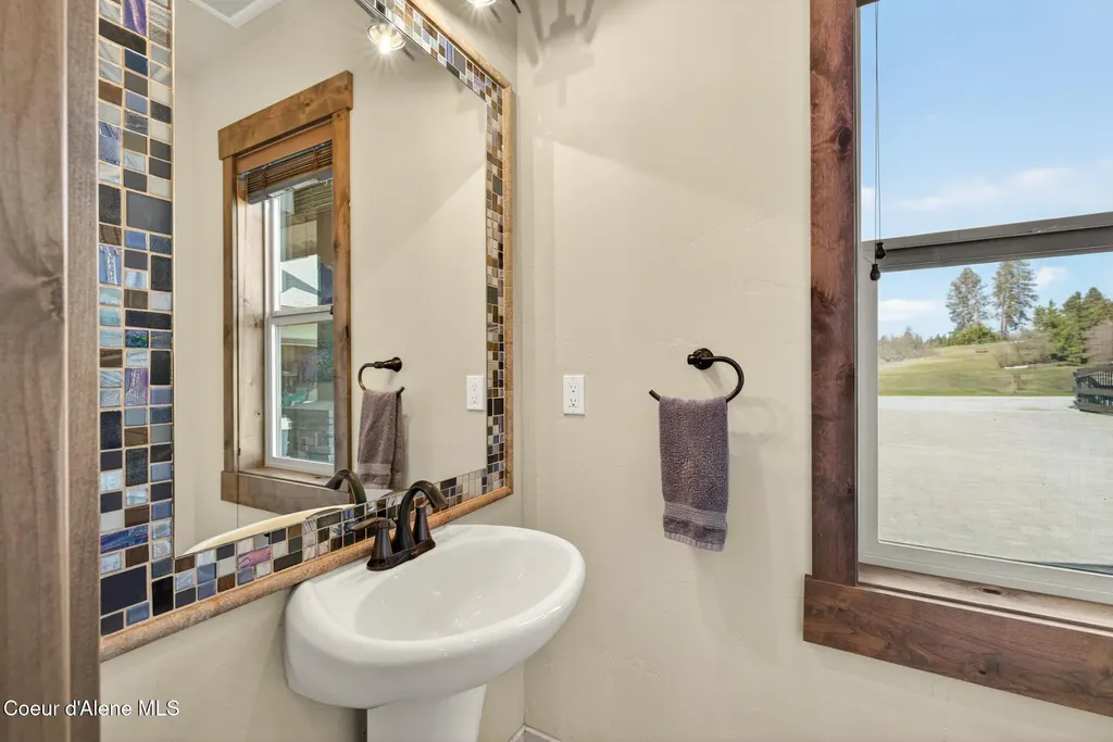 3358 E Leebowe Court Hayden ID 83835