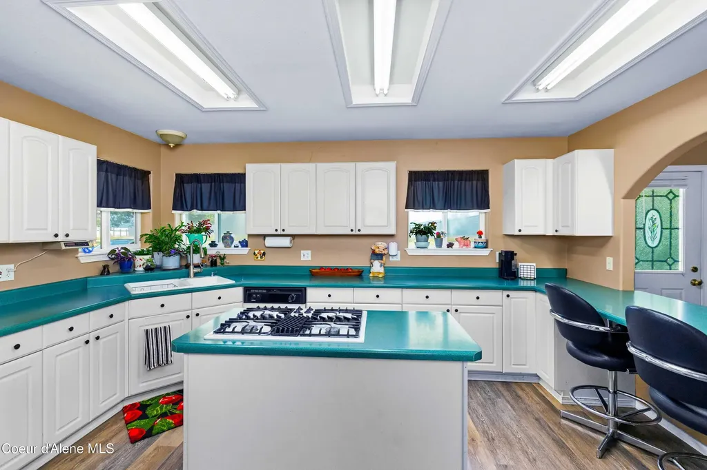 221 Schell Road Sagle ID 83860