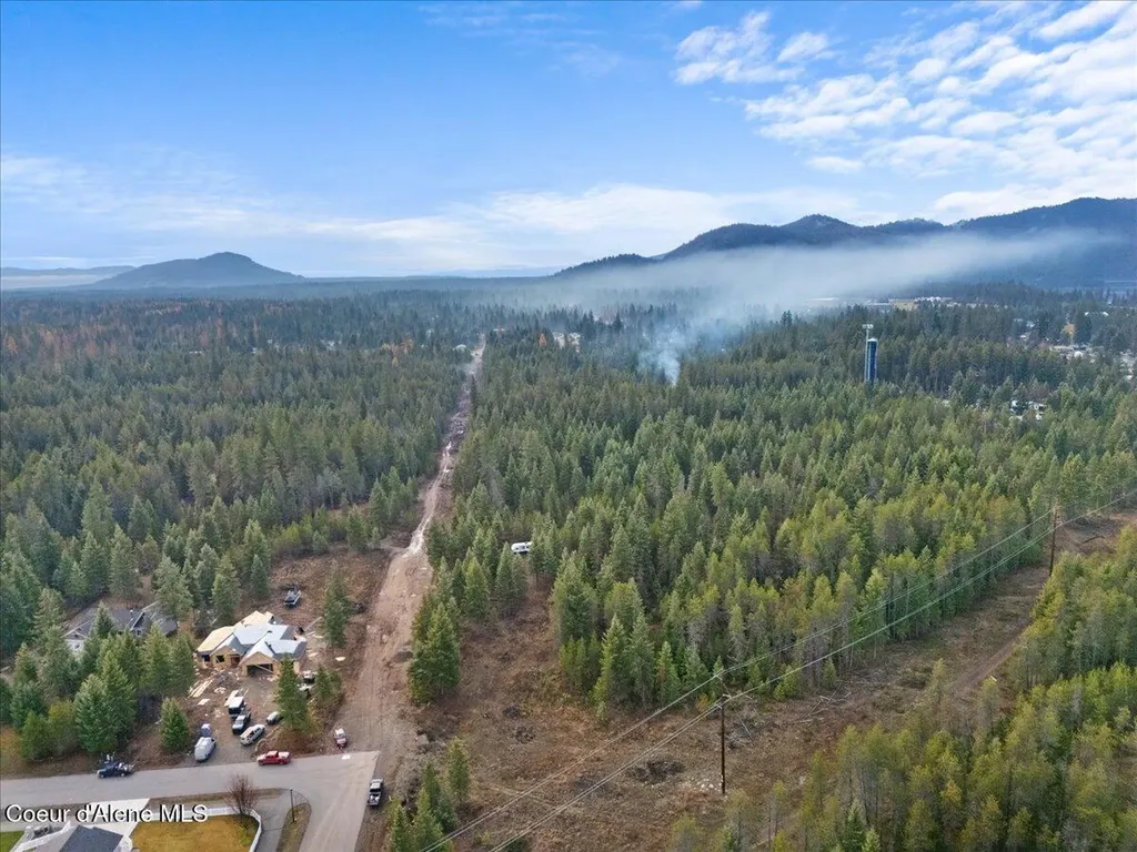 Nka 14th Ave & Jefferson Street Spirit Lake ID 83869