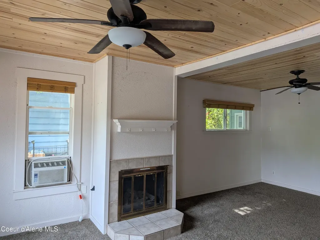 611 W Park Avenue Kellogg ID 83837