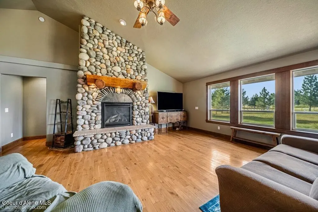 31574 N Sienna Loop Athol ID 83801
