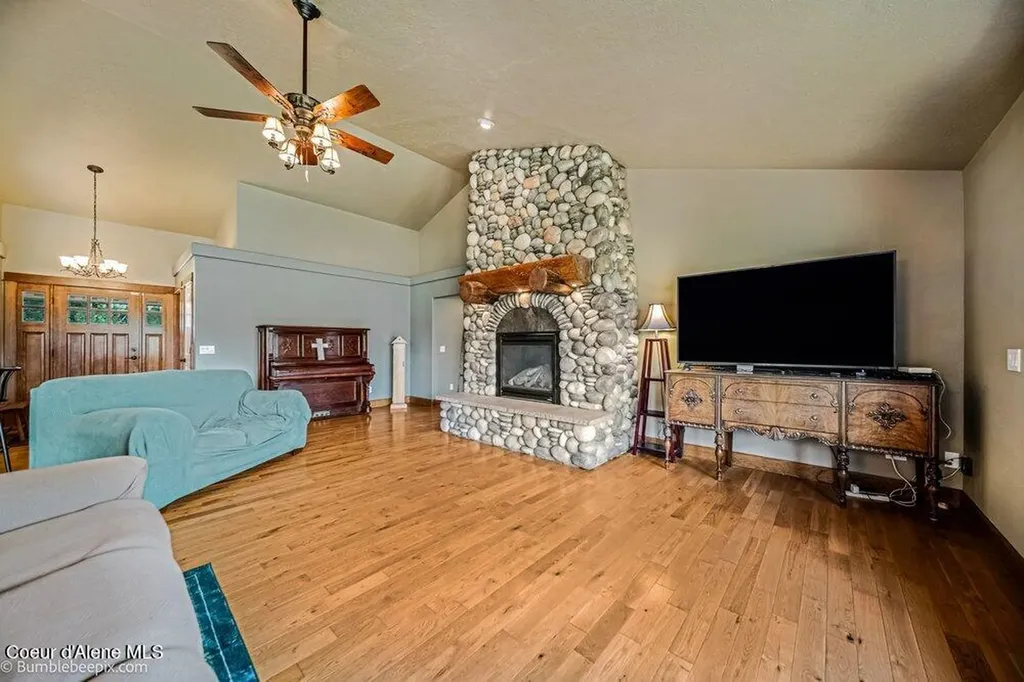 31574 N Sienna Loop Athol ID 83801
