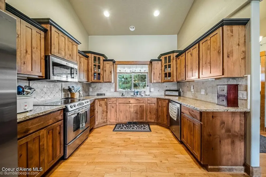 31574 N Sienna Loop Athol ID 83801