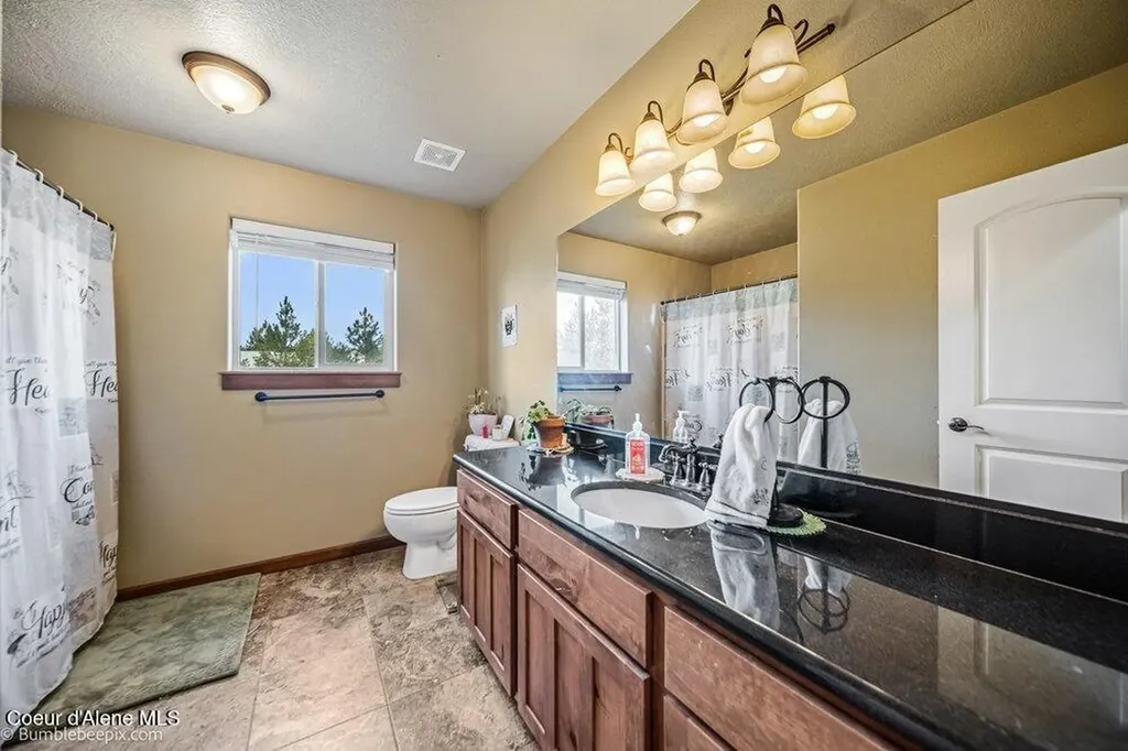 31574 N Sienna Loop Athol ID 83801