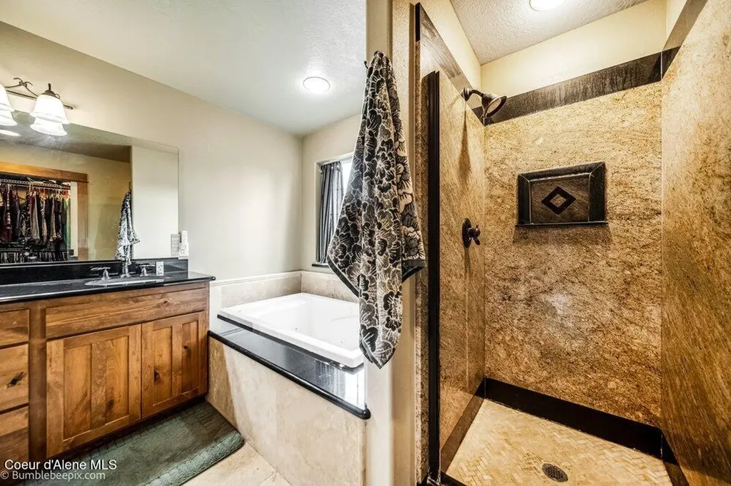 31574 N Sienna Loop Athol ID 83801