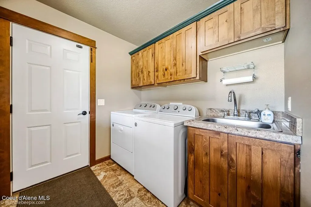 31574 N Sienna Loop Athol ID 83801