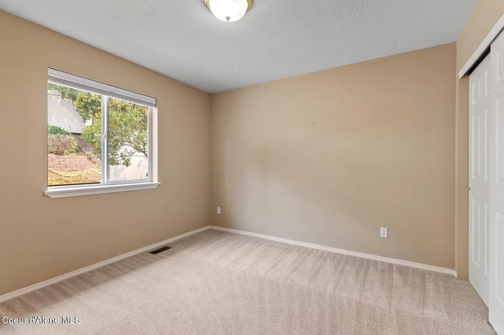 701 E Kokanee Drive Post Falls ID 83854
