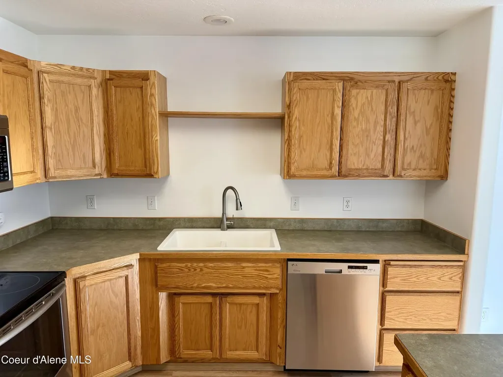1107 W Woodlawn Drive Hayden ID 83835