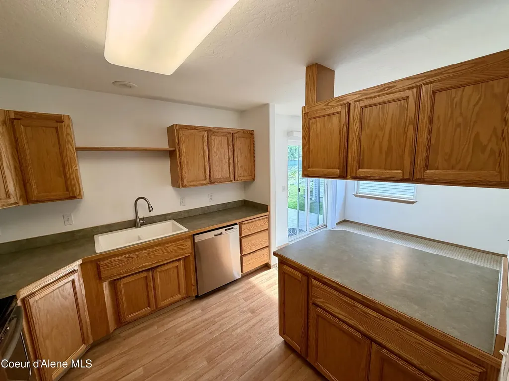 1107 W Woodlawn Drive Hayden ID 83835