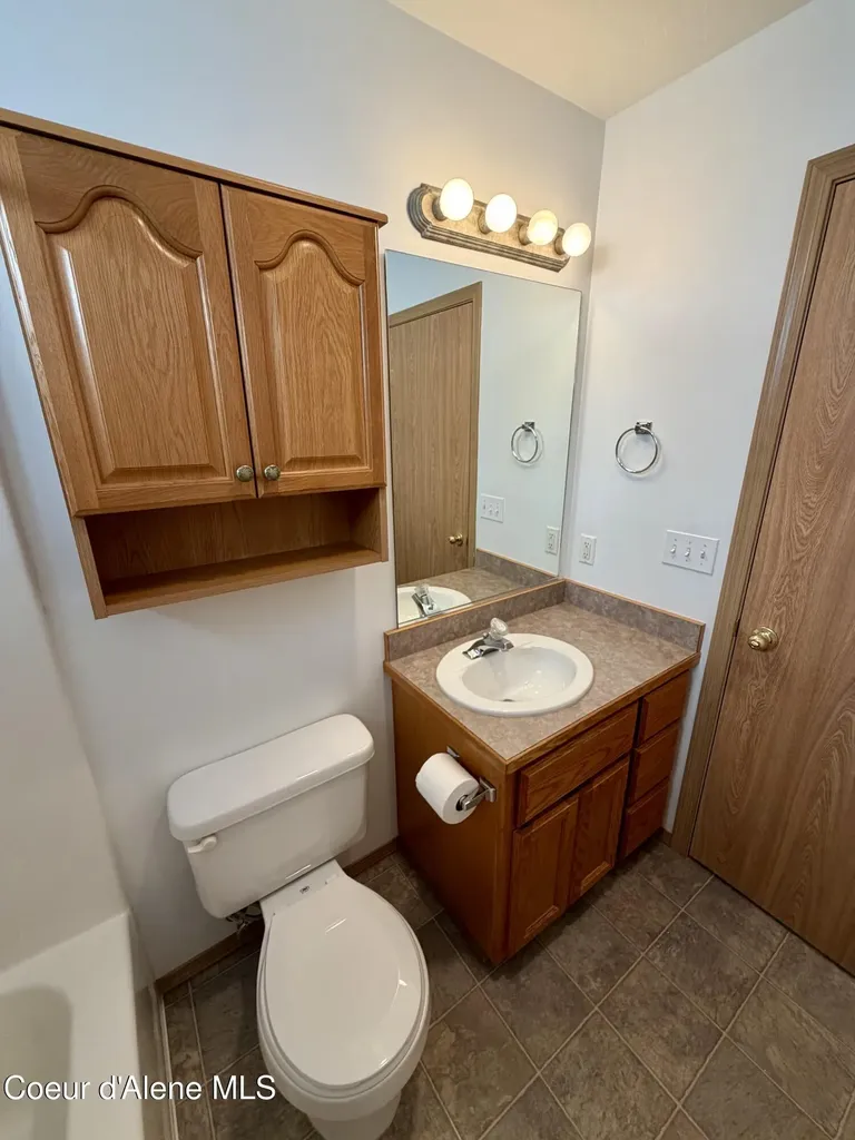 1107 W Woodlawn Drive Hayden ID 83835
