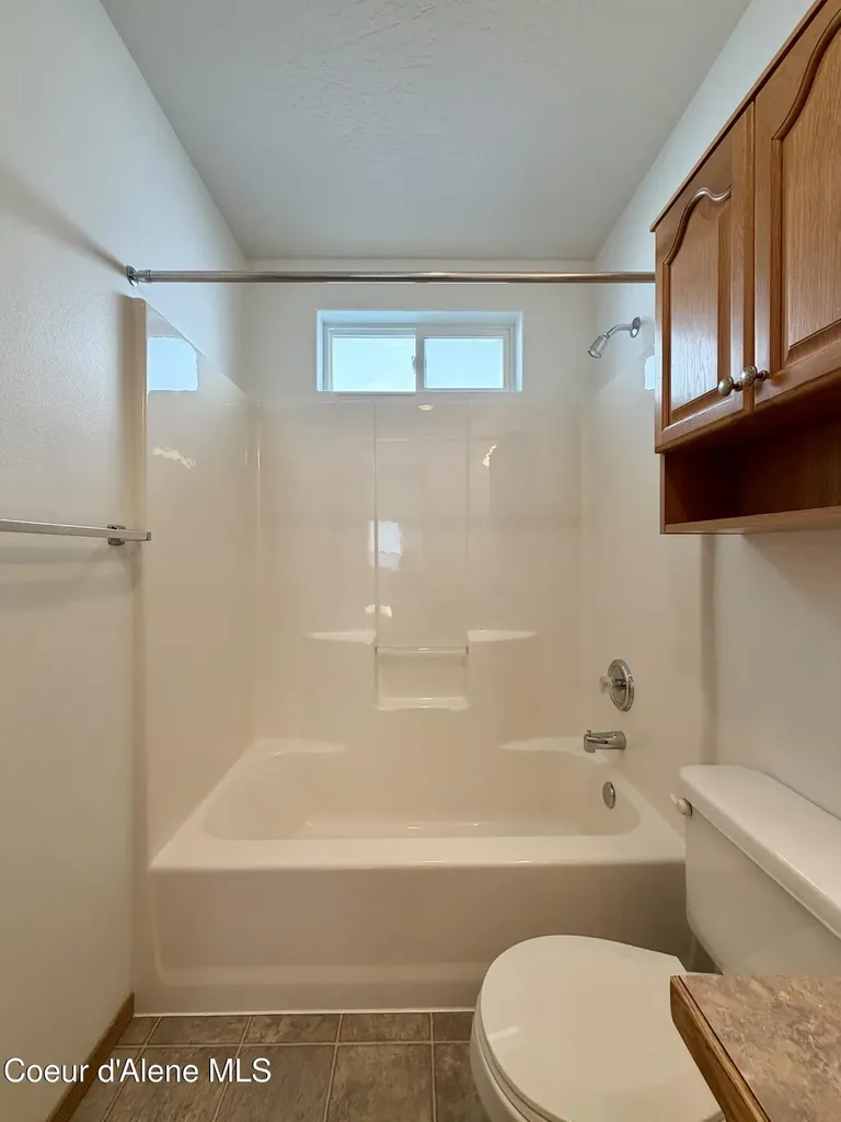 1107 W Woodlawn Drive Hayden ID 83835
