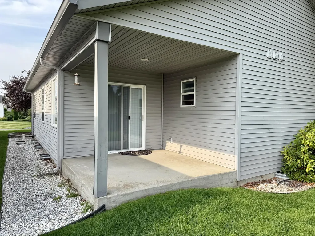 1107 W Woodlawn Drive Hayden ID 83835