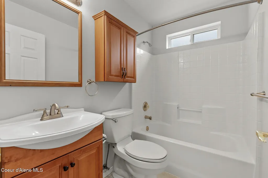 701 E Kokanee Drive Post Falls ID 83854