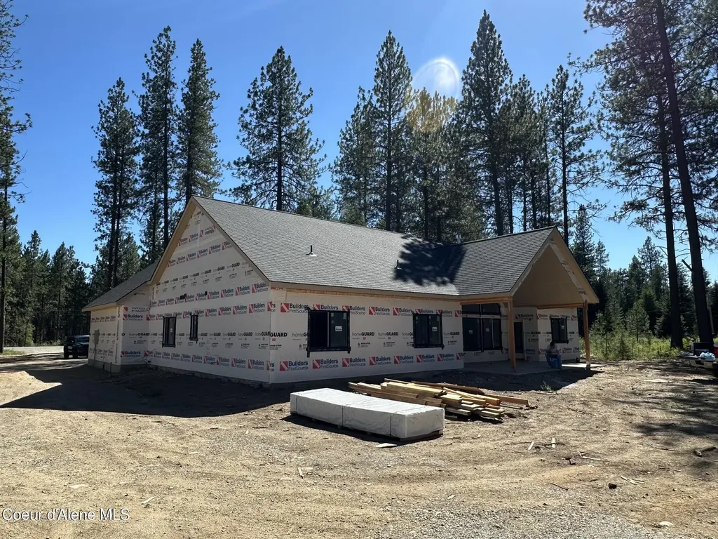 2663 W Seasons Road Athol ID 83801