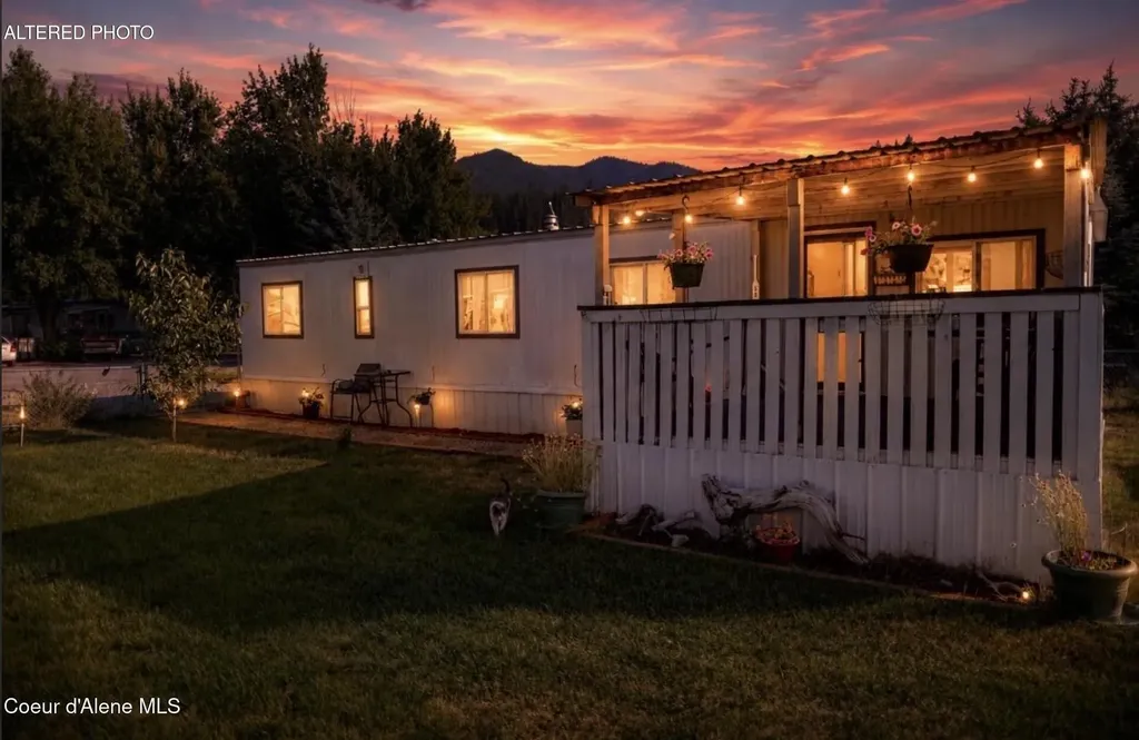 50 S Breeden Avenue Smelterville ID 83868
