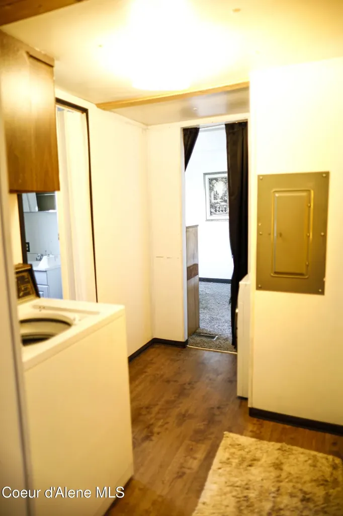 50 S Breeden Avenue Smelterville ID 83868
