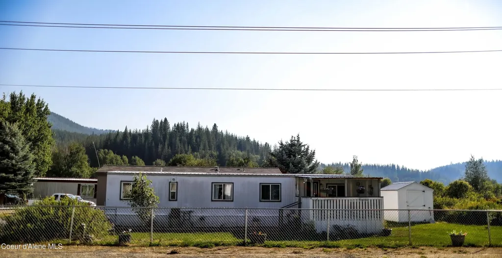 50 S Breeden Avenue Smelterville ID 83868