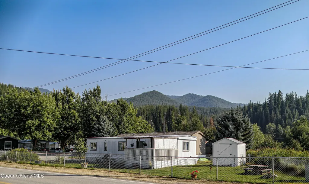 50 S Breeden Avenue Smelterville ID 83868