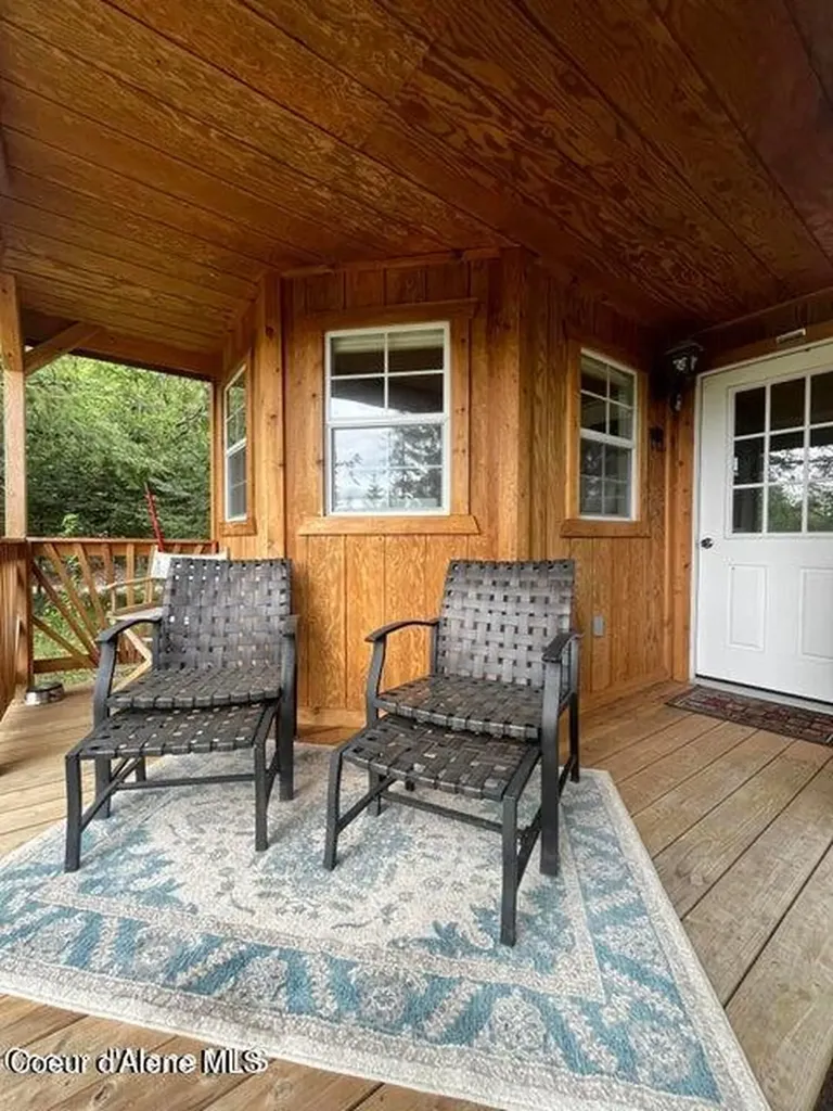 191 Sunset View Lane Hope ID 83836