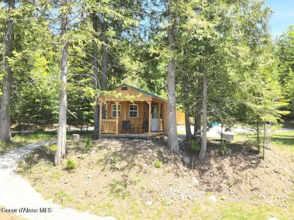 191 Sunset View Lane Hope ID 83836