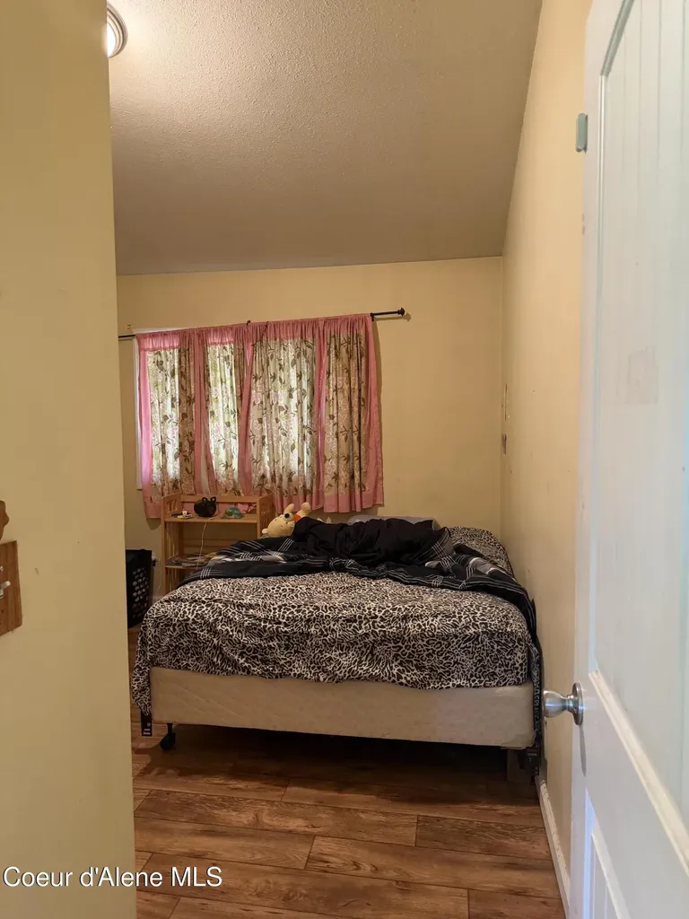 113 Bear Hill Road Clark Fork ID 83811