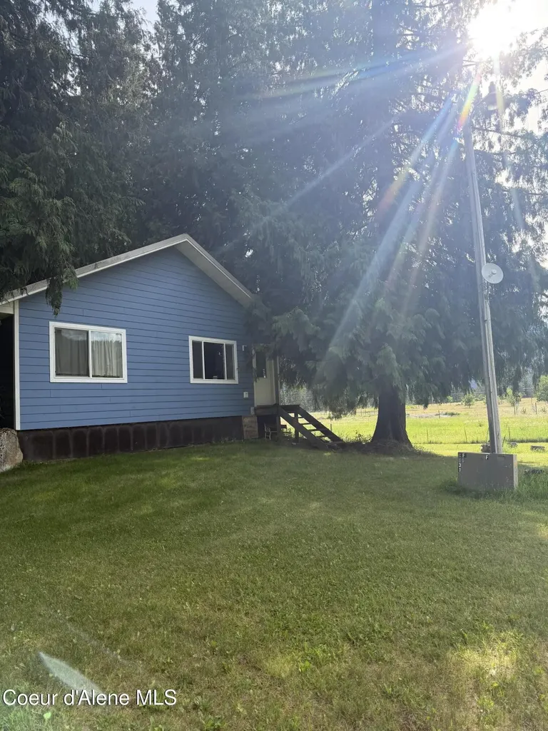 113 Bear Hill Road Clark Fork ID 83811