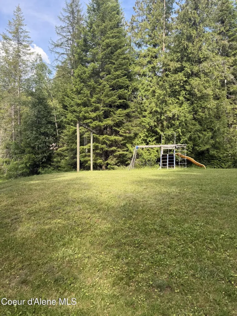 113 Bear Hill Road Clark Fork ID 83811