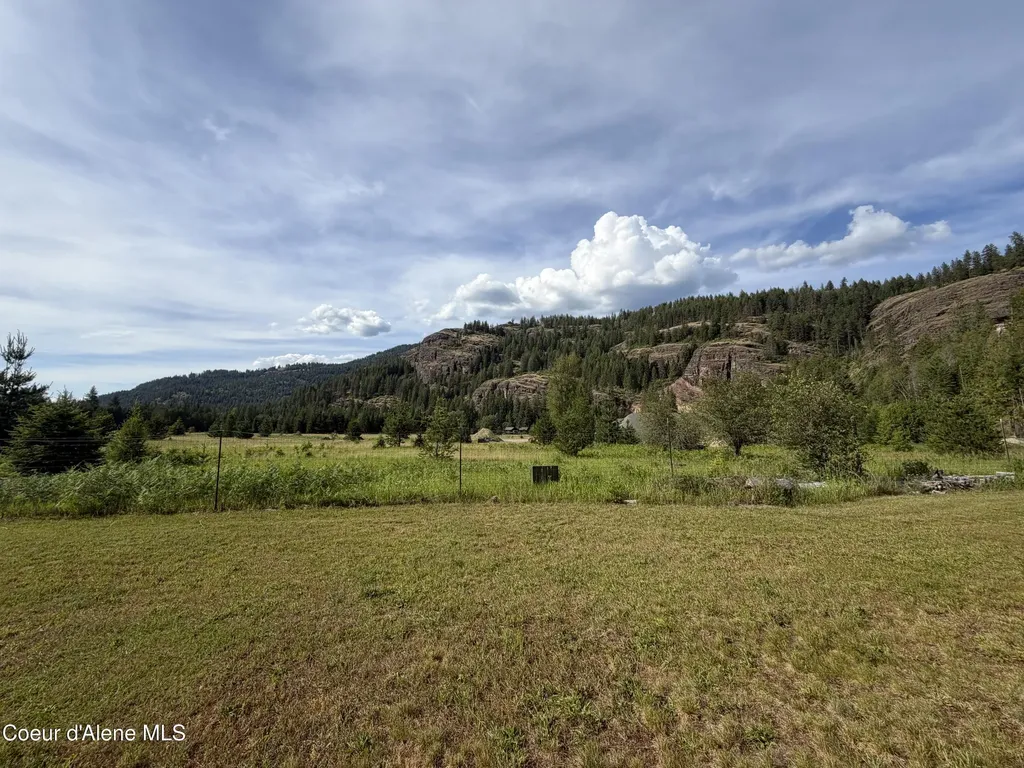 113 Bear Hill Road Clark Fork ID 83811
