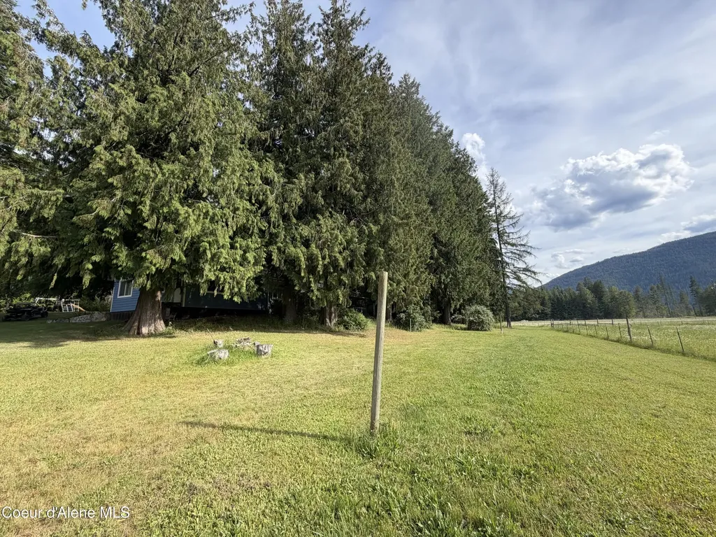 113 Bear Hill Road Clark Fork ID 83811